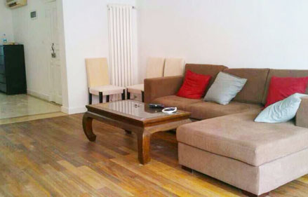 shanghai renting flat with wall heating Old apartment with wall heating for rent near Middle HuaiHai road