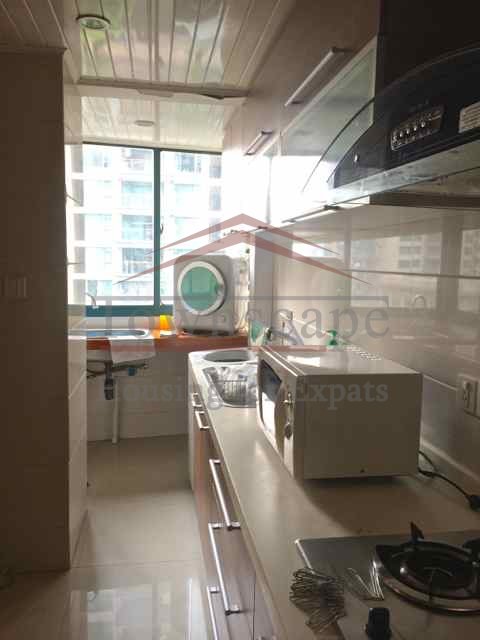 xujiahui apartment Cosy executive apartment for rent in Oriental Manhattan