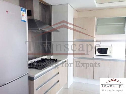 flats rentals near nanjing west road Nice and bright apartment for rent in Eight Park Avenue in Jing