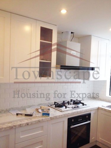 unfurnished apartment for rent shanghai Unfurnished apartment with balcony for rent in near Middle Huaihai road