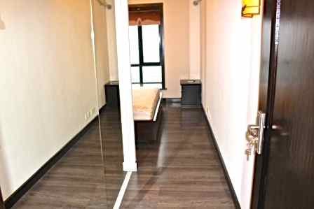 english speaking realtor shanghai Elegant Apartment with balcony available in Hongqiao