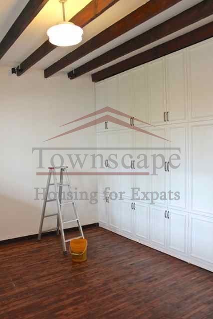 expat housing shanghai Stylish unfurnished apartment in the Exclusive French Concession