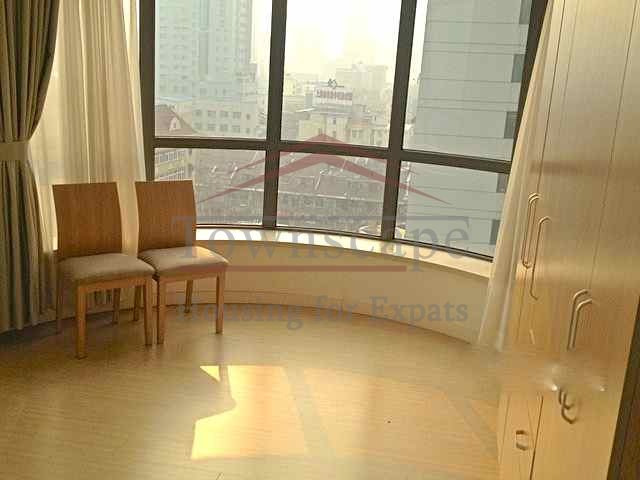 clean modern apartment shanghai Bright modern apartment in Top of City expat complex, People Square