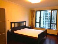 Spacious New Apartment at Zhongshan Park