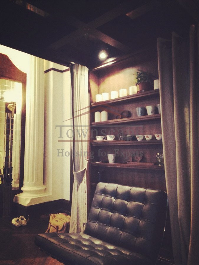 apartment near line 10, line 1 Opulent apartment in perfect French Concession location