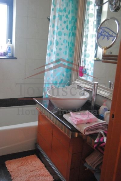 renting apartments xujiahui shanghai Spacious expat friendly apartment in Xujiahui area