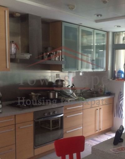 four bedrooms apartment shanghai Luxurious family apartment in Lujiazui