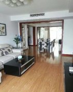 Luxurious family friendly apartment in Jing´an district