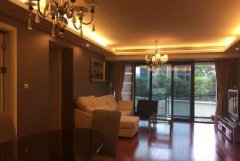Decorated luxury apartment in Xintiandi