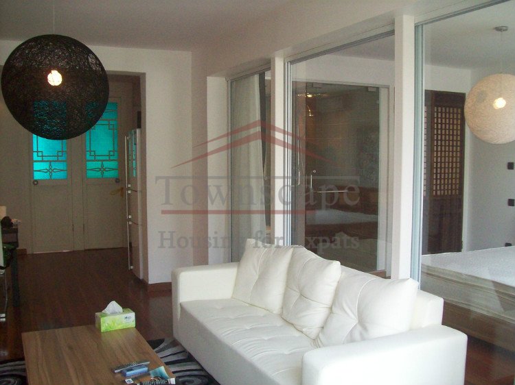 expat friendly apartment shanghai Beautiful bachelor/couple apartment in the heart of French Concession