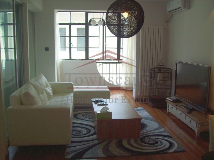 peaceful area shanghai Beautiful bachelor/couple apartment in the heart of French Concession