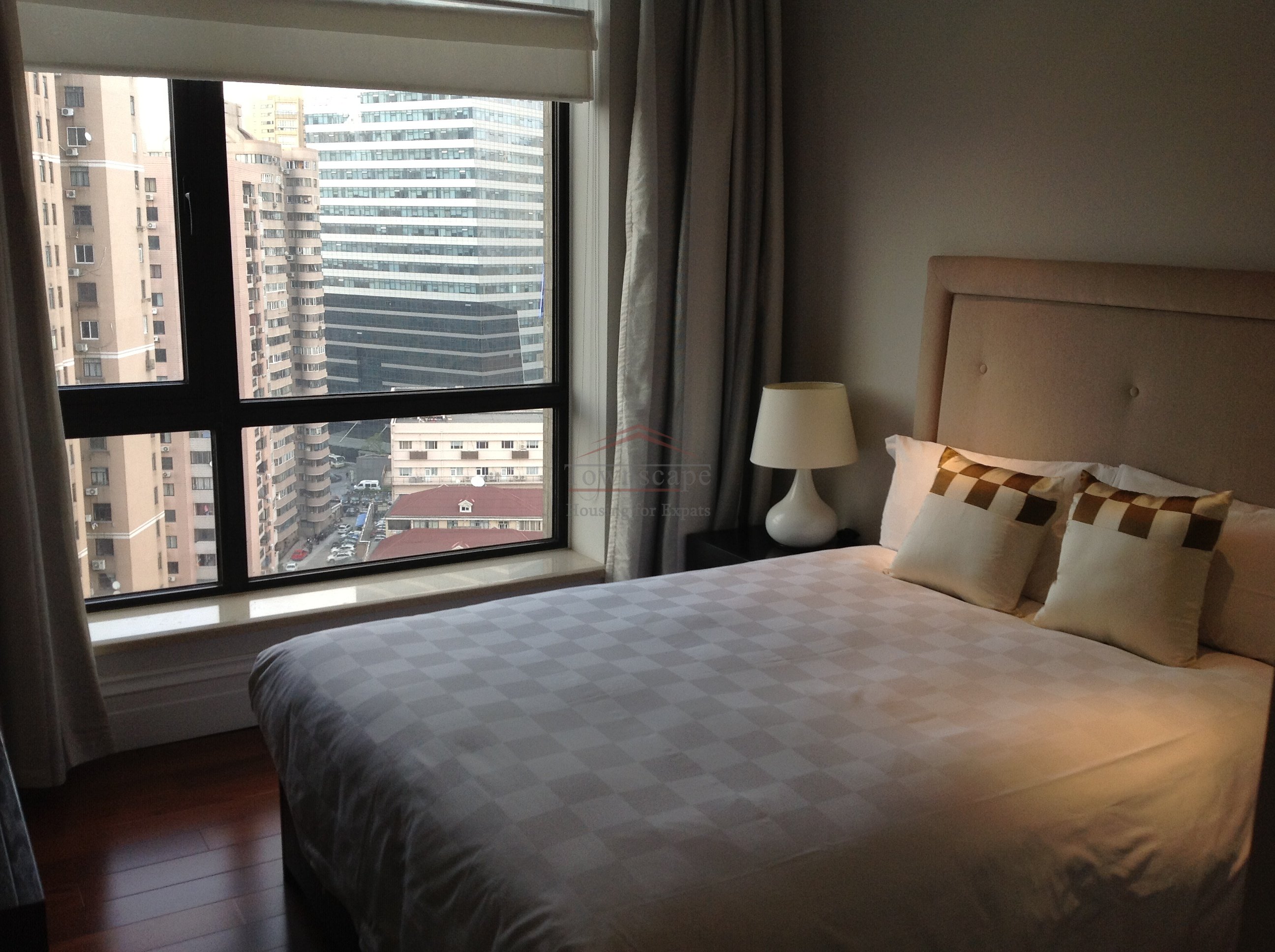 high level floor heating apartment shanghai Spacious apartment in french concession