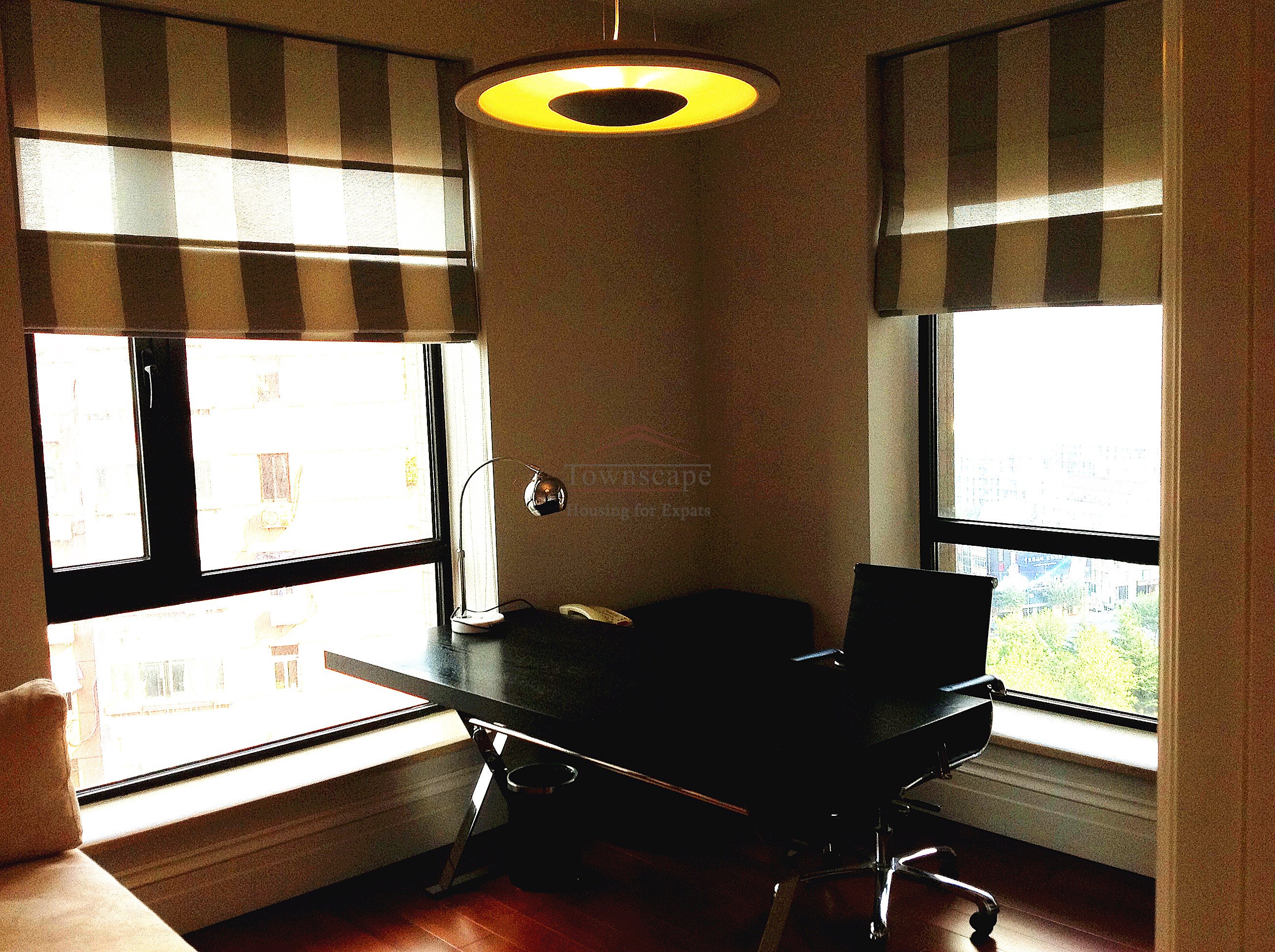 english speaking realtor shanghai Spacious apartment in french concession