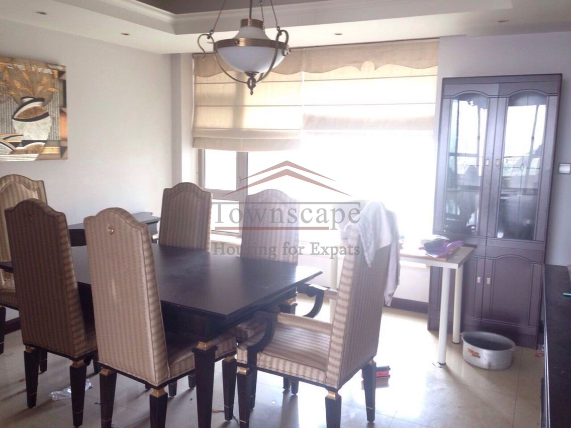 shanghai expats real estate Modern 3 bedroom apartment Pudong Shimao complex