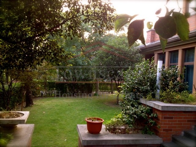 rent huge villa shanghai 