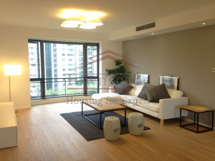 English speaking agency shanghai bright and spacious apartment in french concession The Summit complex