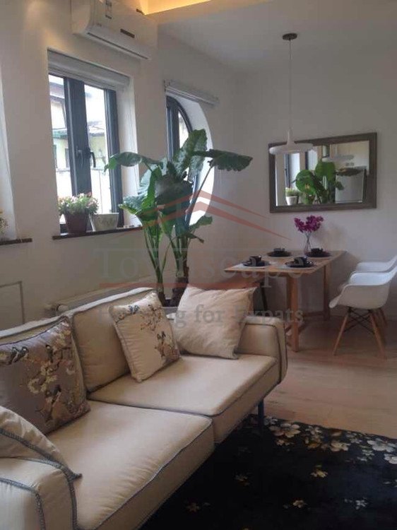 shanghai expat apartment renting Gorgeous lane house apartment in french concession with floor heating