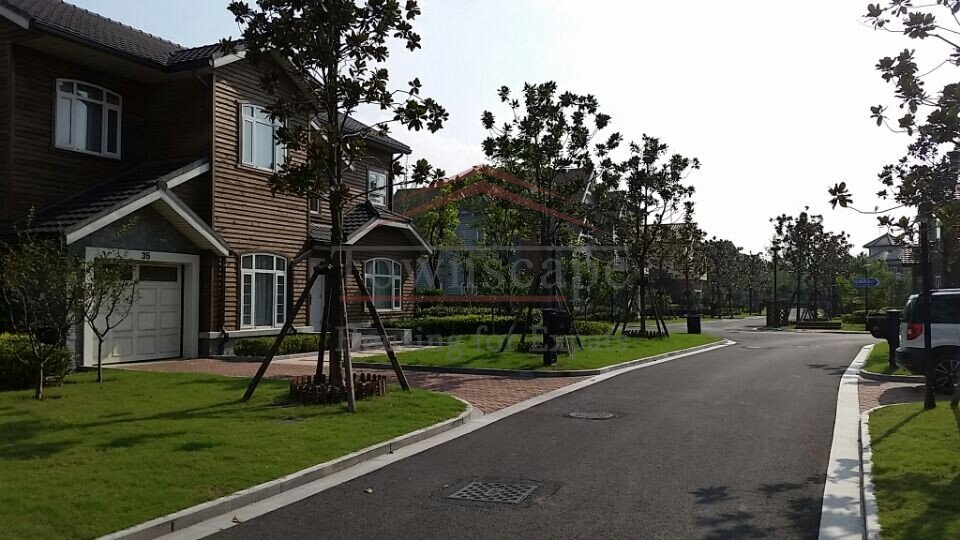 houses for expats in shanghai Modern and stylish villa in Pudong Area