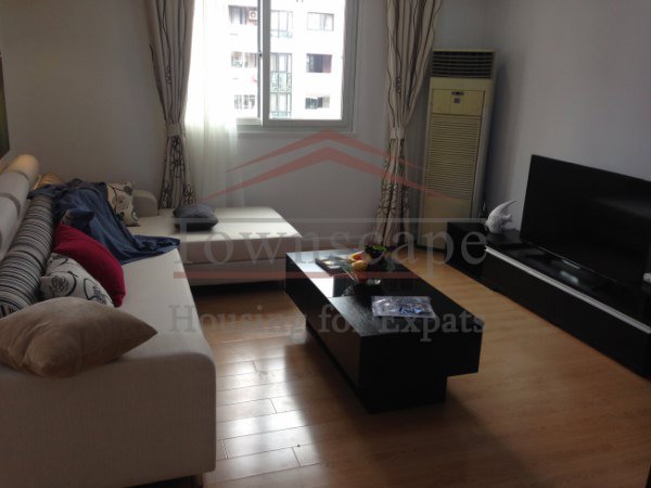 foreigner apartment rental shanghai brand new renovated apartment in Rotterdam garden shanghai complex