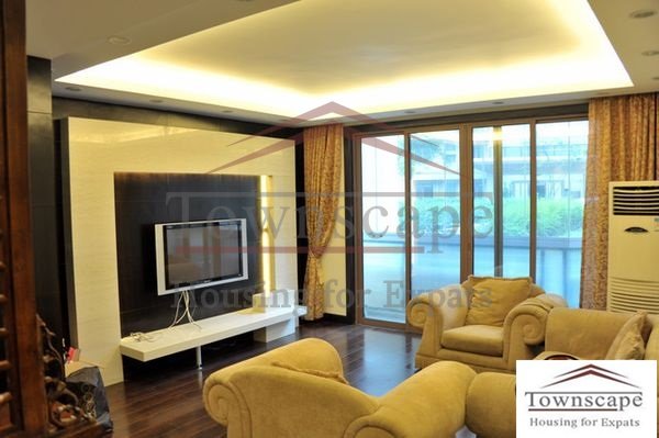 rent spacious apartment shanghai 4BR designer apartment with floor heating system