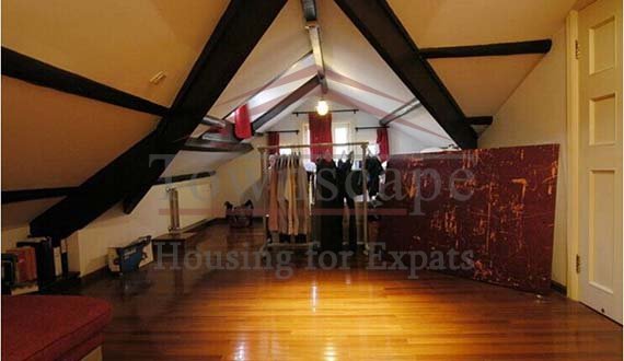 180sqm floorheating lane house shanghai Lane house for rent french concession with terrace and garden