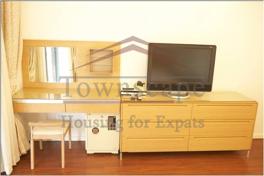 best agency shanghai Awesome apartment in Zhongshan park with floor heating