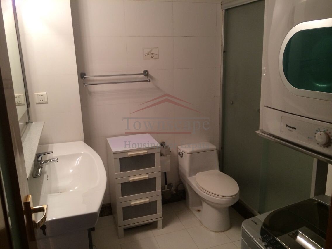 cool apartment jing`an area Excellent and elegant apartment in Jing
