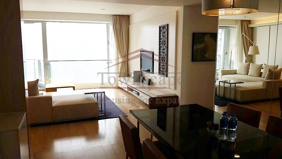 luxury apartment pudong Modern and gorgeous serviced apartment in Lujiazui