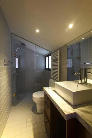 good bathroom, less than 20000 yuan, two bathrooms Fabulously designed lane house in french concession