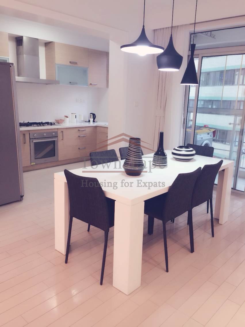 high floor apartment in shanghai Ideal Expat apartment in Fountain garden Complex