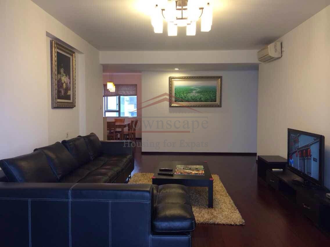 spacious apartment is lower shanghai Large, well designed apartment in La cite