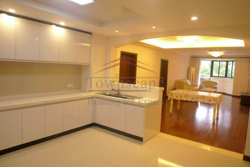shanghai apartment hongqiao Large apartment in classical style garden compound