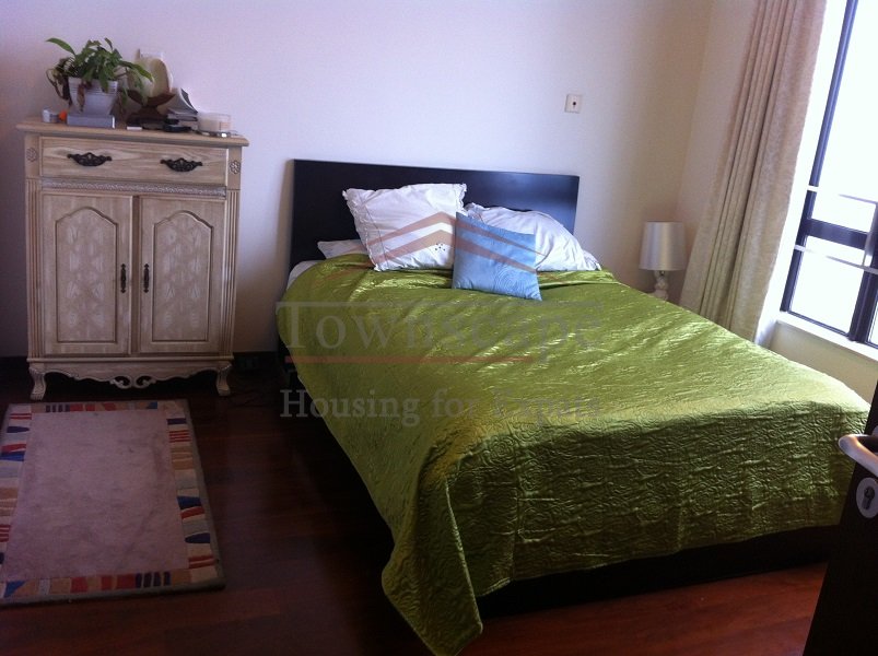 shanghai serviced apartment Bright and spacious apartment in Xintiandi