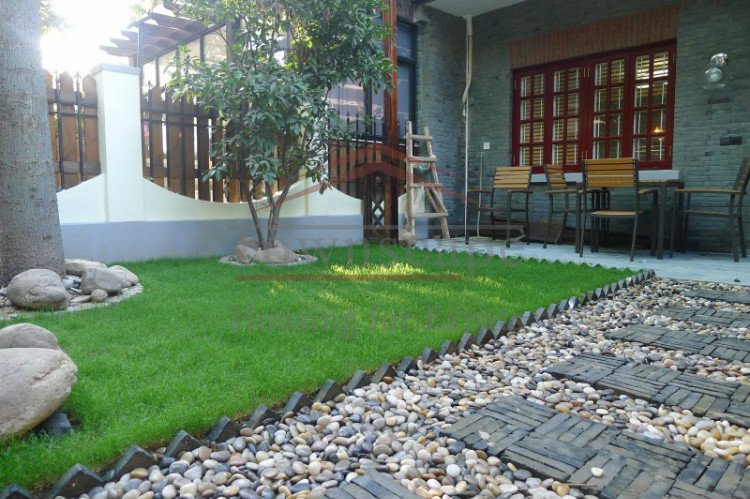 Shanghai lane house with front garden Spacious lane house with Front garden and floor heating