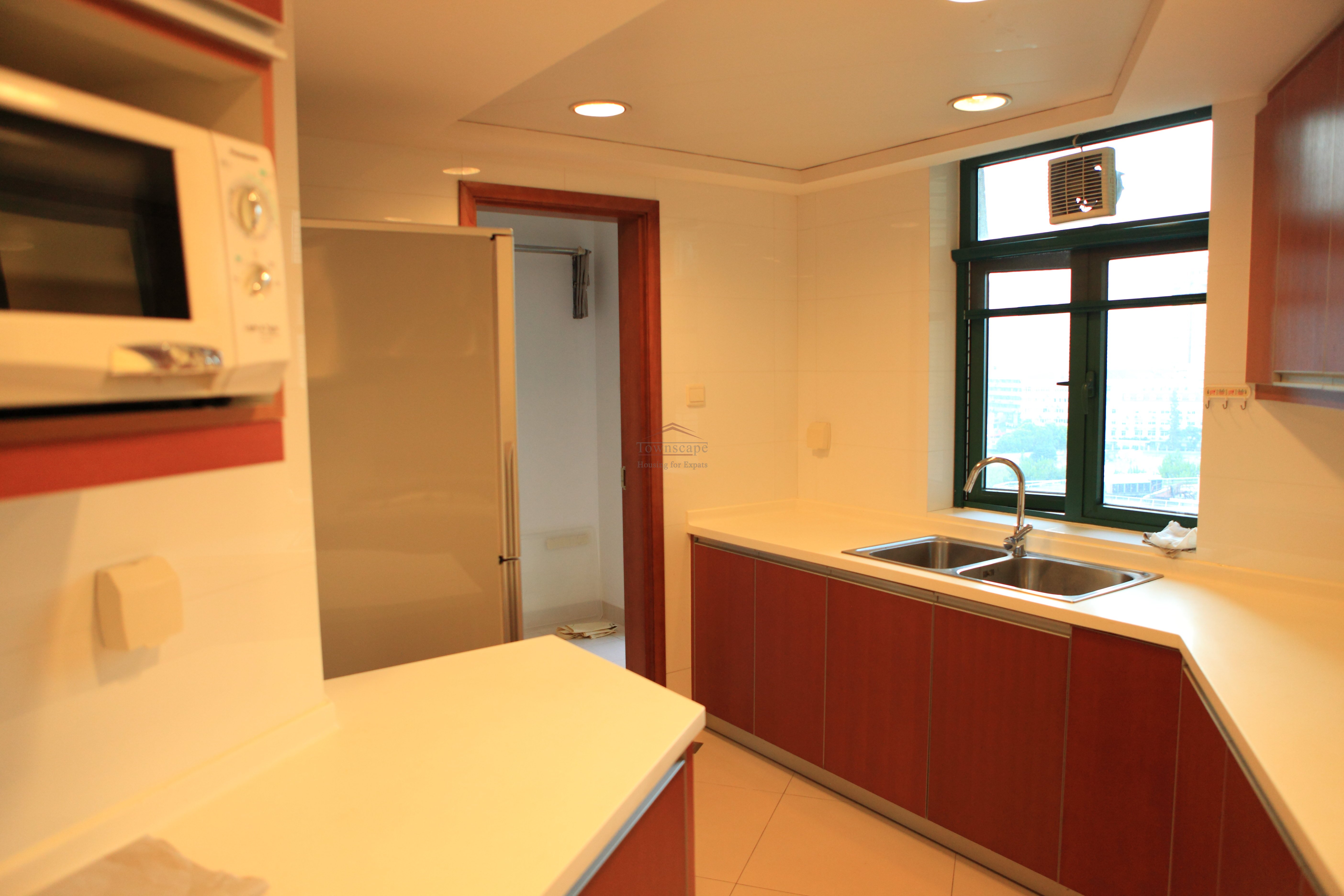shanghai oriental Manhattan Elegant three bedroom apartment near Xujiahui