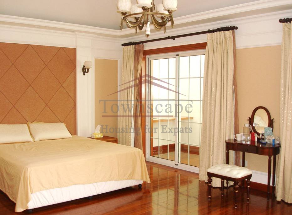 shanghai villa compound Large Villa close to Hongqiao airport