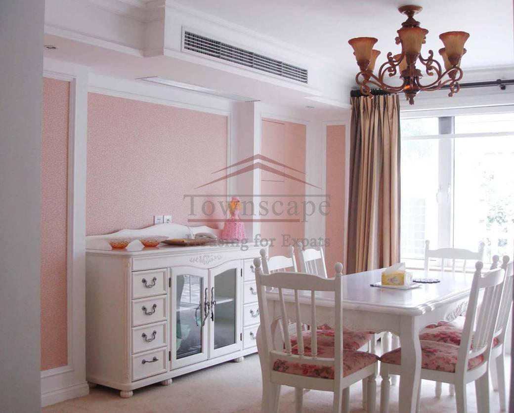 shanghai expat friendly villa Large Villa close to Hongqiao airport