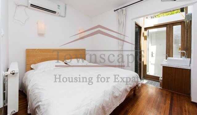 shanghai good house for couple Sizable 3 br lane house near South Shaanxi Rd