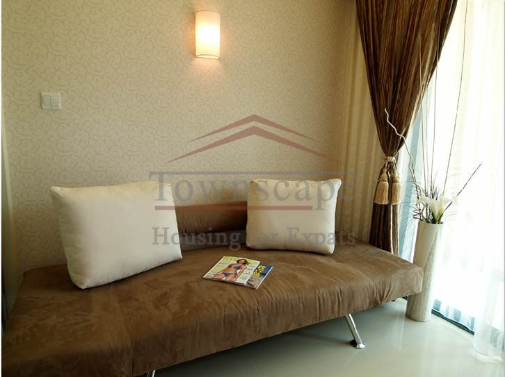  Bright single apartment near Zhongshan park