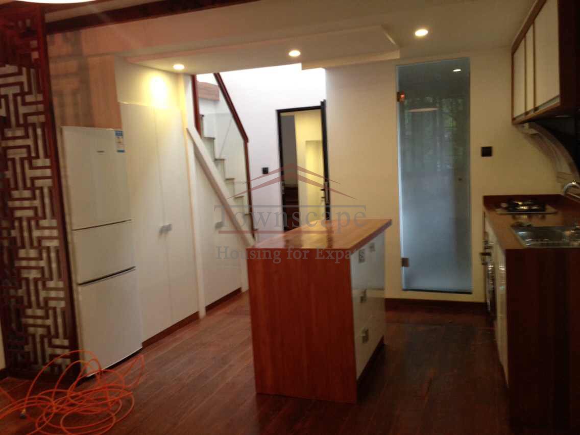 shanghai house near metro line one 1br Lane house on south Shaaxi road with terrace
