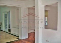  Very Spacious House with 4br 200 sqm in Xujiahui area