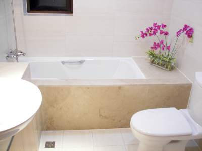 shanghai cheap apartment Exemplary three bedroom apartment south of Xintiandi