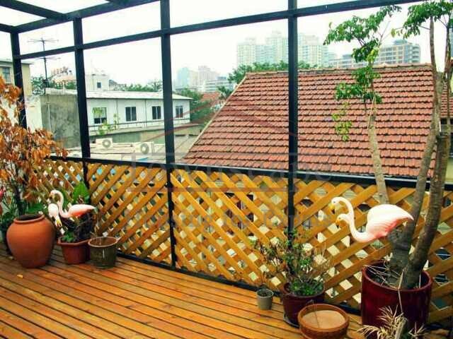 shanghai lane house with terrace Large lane 3 br Lane house on Yuyuan road