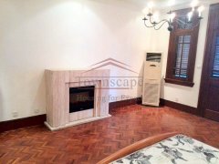 spacious house shanghai center Multi-level 3br Lane House next to Jing