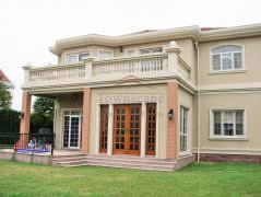  Huge 5BR Villa with Big Garden in Forest Manor, Minhang