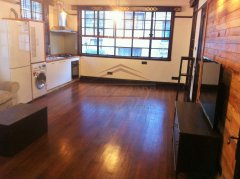 people square shanghai studio apartment Well sized 1br old apartment near West Nanjing Road