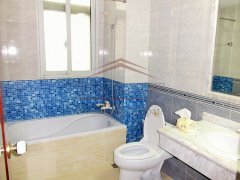 Shanghai Hongqiao three bedrooms Nice 3 bedroom apartment in Hongqiao area