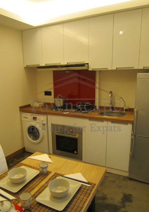 shanghai apartment close to international bars Comfortable 2br apartment for rent in Shanghai