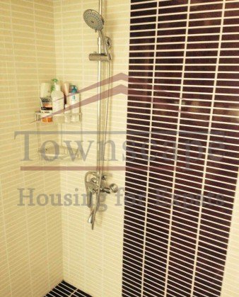 shanghai apartment near university Hot single apartment on Huahai road