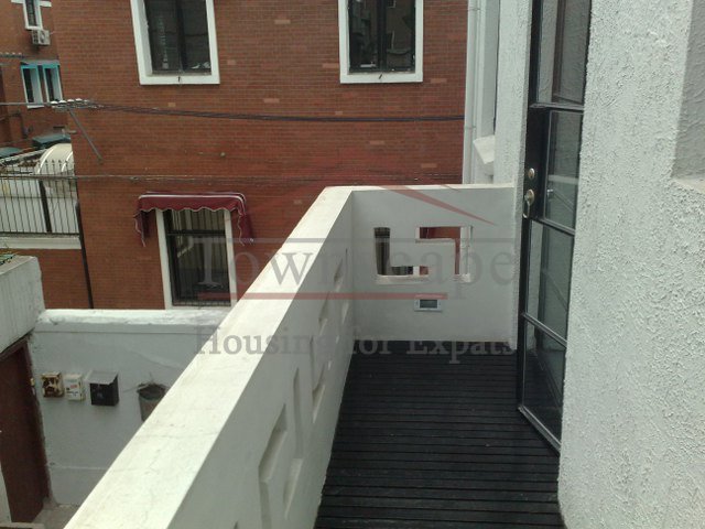 shanghai house in quiet location Large 2 bedroom lane house north of Jing